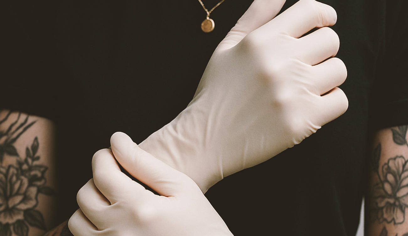 Sterile Polyisoprene Gloves